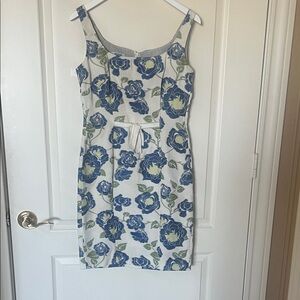 Floral Print Sleeveless Sheath Dress in White and Blue Moschino
